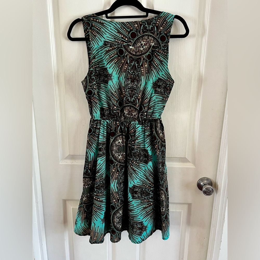 EUC Earthbound Trading Co. Teal & Feather Patterned Mini Dress Pockets Medium - Picture 8 of 14